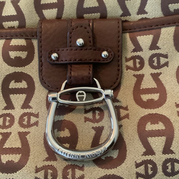 Etienne Aigner Purse - Picture 5 of 8